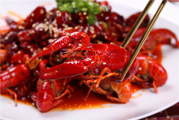 小龙虾不炸直接炒可以吗