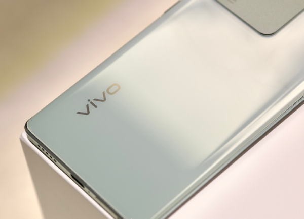 vivo最新款的手机是什么型号