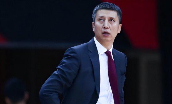 辽宁队主教杨鸣年薪为什么那么少