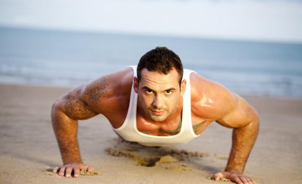 平板支撑一天做几次