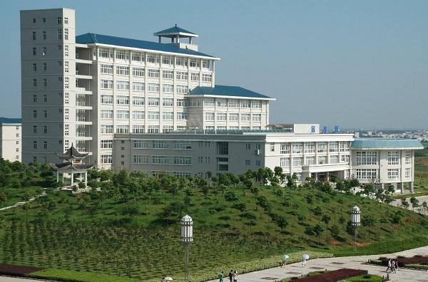 武汉东湖学院是民办还是公办学校