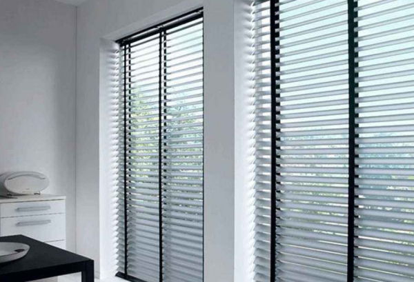 手机防窥膜是什么原理