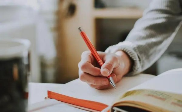 在家里就能赚钱的工作