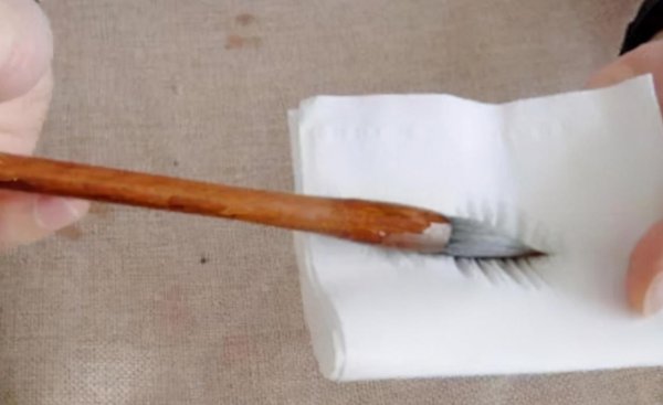 新毛笔怎么开笔和润笔