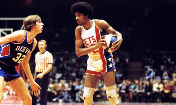 brooklyn是哪个球队