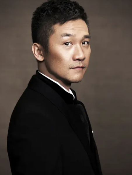 影视演员黄志忠的个人资料