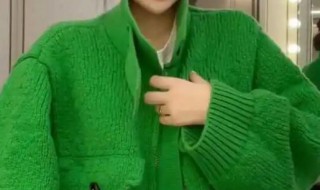 绿色上衣搭配什么颜色下装 绿色上衣搭配哪种颜色下装