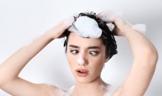 茶叶水可以洗头吗 茶叶水可不可以洗头