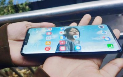 哪种屏幕材质对眼睛好 护眼效果最好的手机屏幕推荐