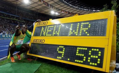 世界飞人博尔特是哪国人 牙买加博尔特传奇的职业生涯