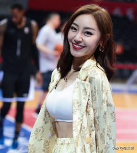 辽宁队主教杨鸣年薪为什么那么少 CBA辽篮教练杨鸣年薪