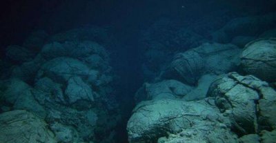 世界上最深的海沟是位于哪个大洋 全球最深的海沟是哪儿