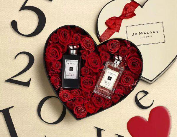 送女生生日礼物送什么好