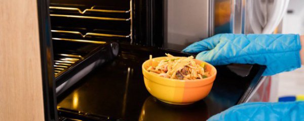 烤箱油布清洗方法