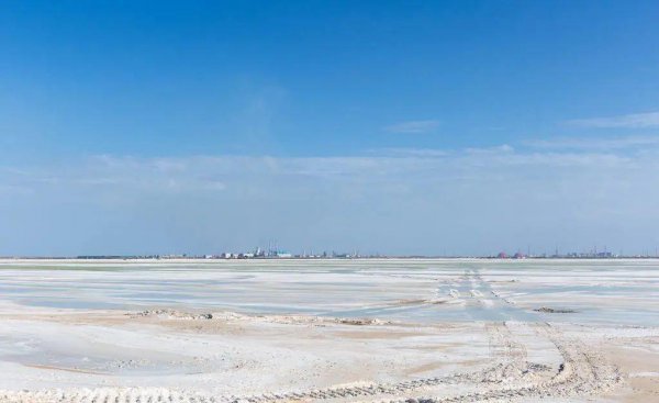 汽车底盘装甲是什么东西