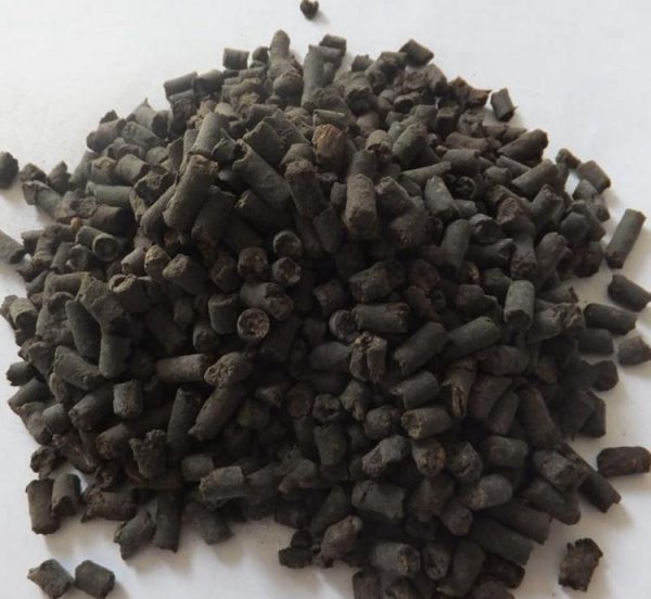 一盆花放几粒复合肥