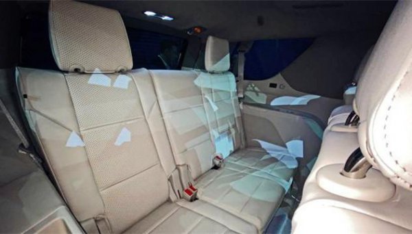 凯迪拉克最大的suv叫什么名字