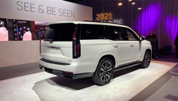 凯迪拉克最大的suv叫什么名字