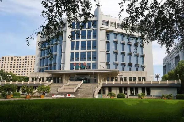 首都师范大学是211吗