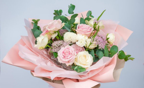 粉红色玫瑰代表什么意思