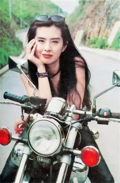 港星王祖贤出家是真的吗