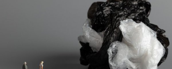 abs和pvc材质哪个好