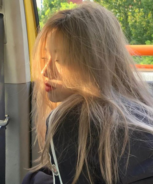 2023染头发颜色最流行显白