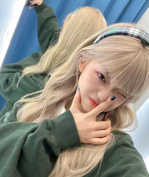 2023染头发颜色最流行显白