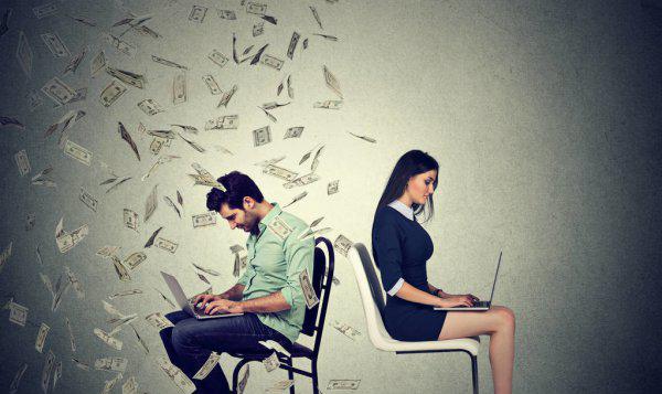 一个男人最困难时只和你借钱