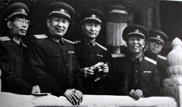 柯蓝爷爷是一个什么样的人