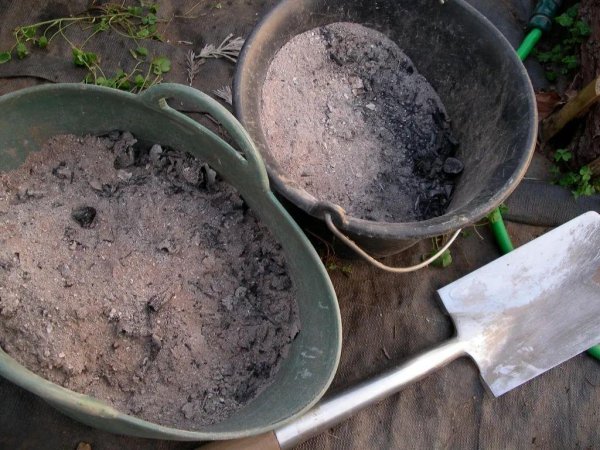 草木灰是酸性还是碱性