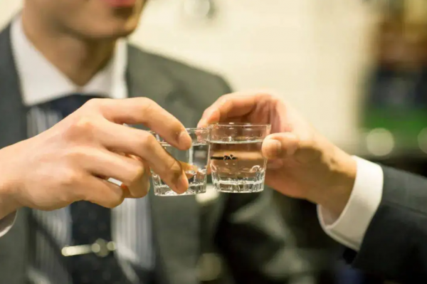 红盖汾酒和黄盖汾酒哪个好喝