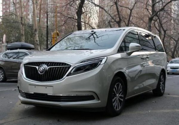 丰田埃尔法为什么在中国这么贵