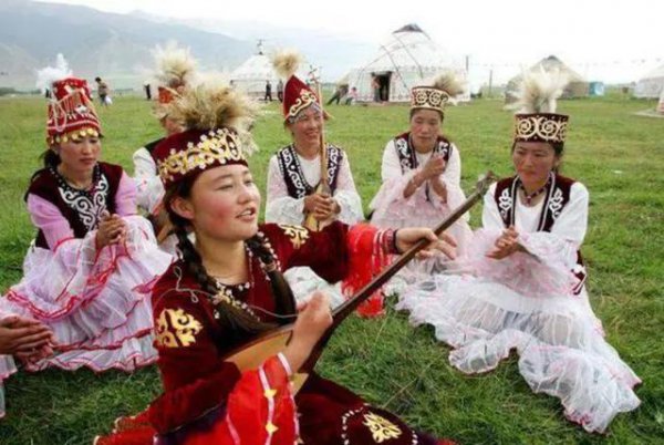 新疆我国最西端高原是哪里