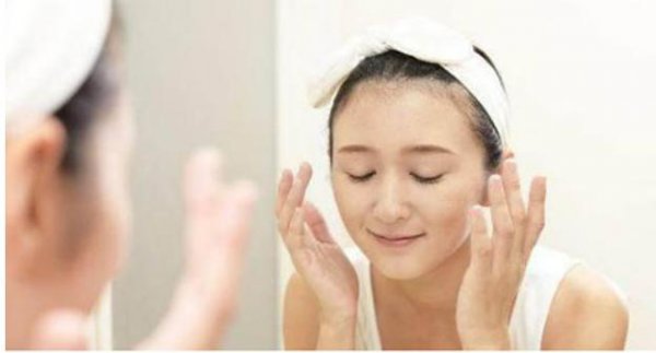 生理盐水可以天天敷脸吗