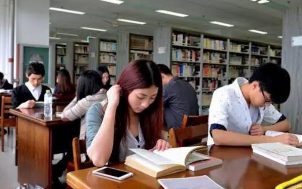 女生冷门又高薪的职业