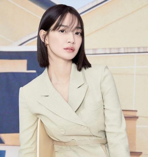 适合中年女性的短发型