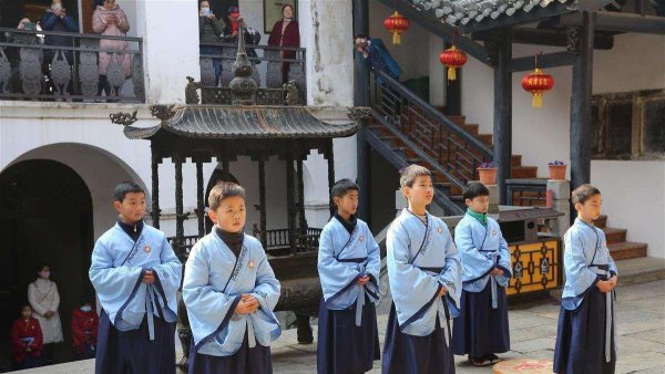 中国最古老的大学是什么