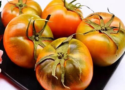 柿子里面密密麻麻黑点能吃吗 脆柿子切开里面有黑点原因