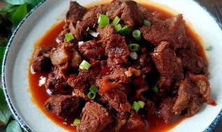 怎么烧牛肉才不硬好吃 烧牛肉不硬的窍门