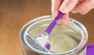 奶粉不放在冰箱保存可以吗 奶粉能不能不放在冰箱保存