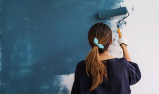 客厅挂墙用什么材质的最好 客厅墙饰用什么材料好