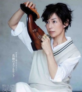 长裙穿什么样的鞋子好看 夏天搭配裙子的鞋子有哪些