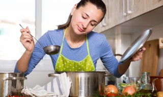 做甲鱼汤要放什么食材 甲鱼汤的做法