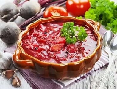 俄罗斯美食有哪些名字 俄罗斯著名的七大名菜总结