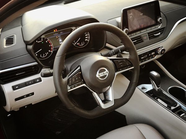 at变速箱和cvt变速箱哪个好