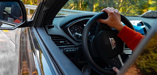 at变速箱和cvt变速箱哪个好