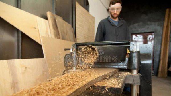 定制家具用颗粒板还是生态板