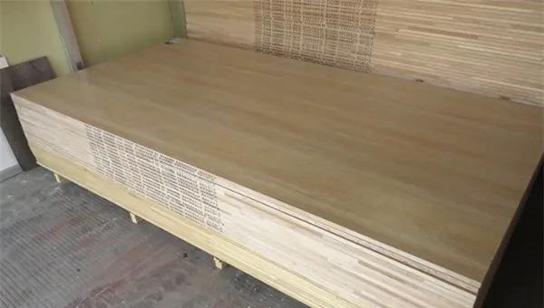 定制家具用颗粒板还是生态板