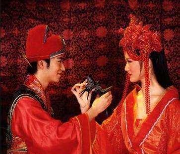 结婚喝交杯酒是什么意思